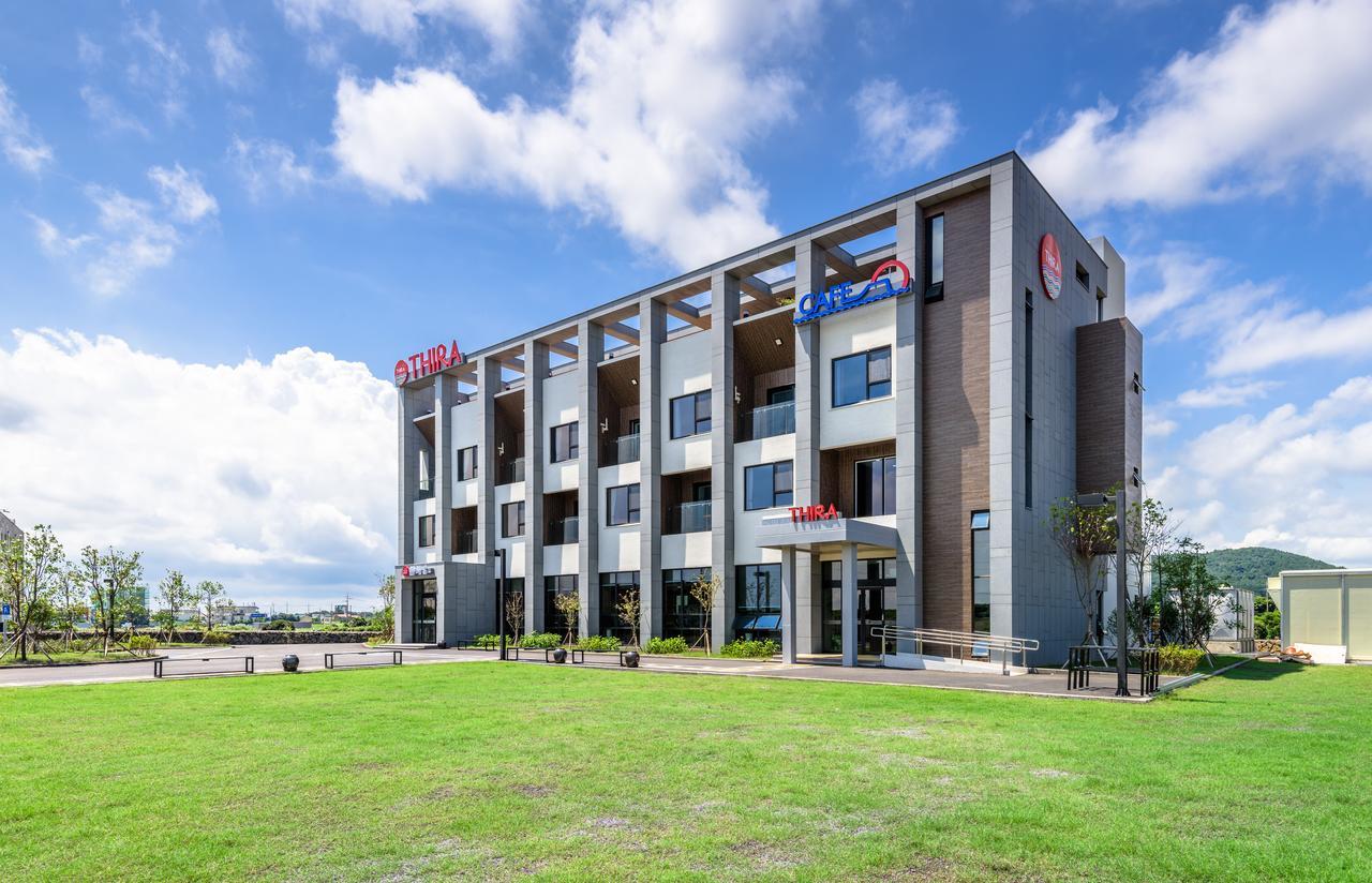 Thira Hotel Seogwipo Exterior photo