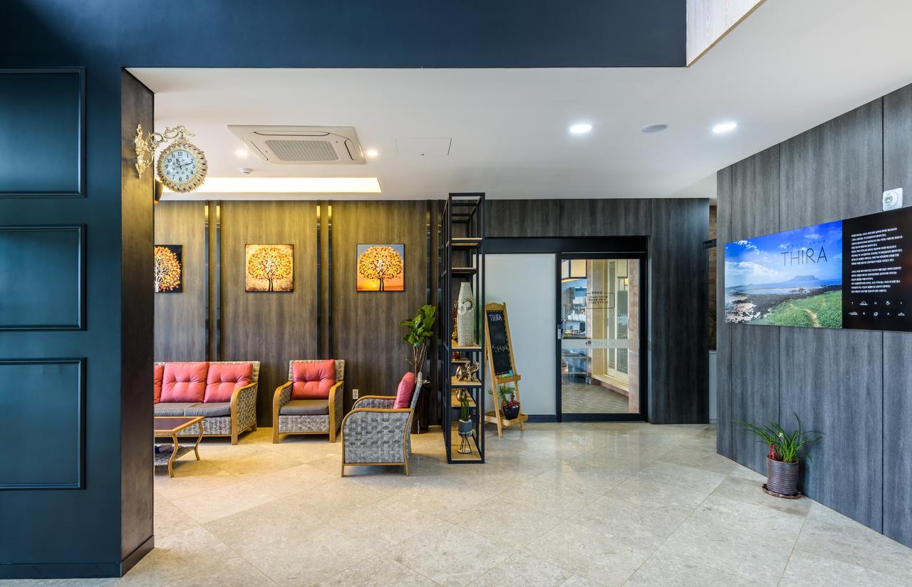 Thira Hotel Seogwipo Exterior photo