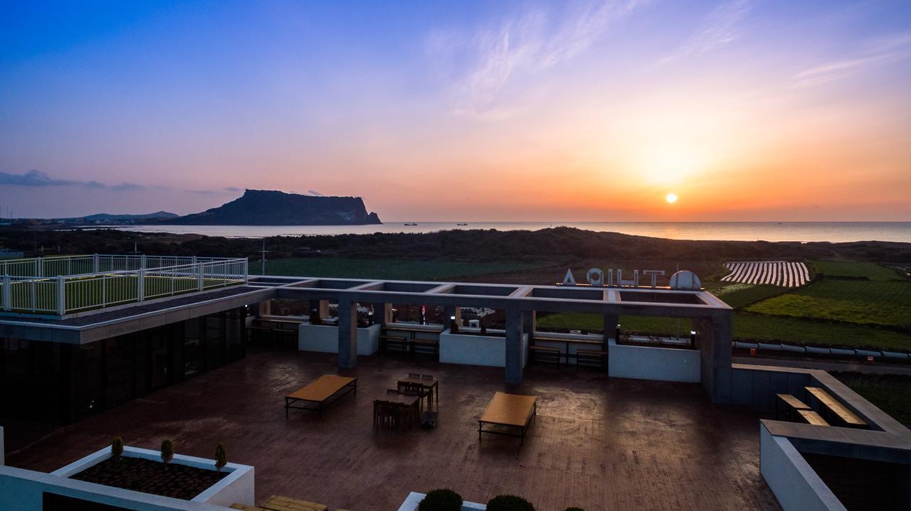 Thira Hotel Seogwipo Exterior photo